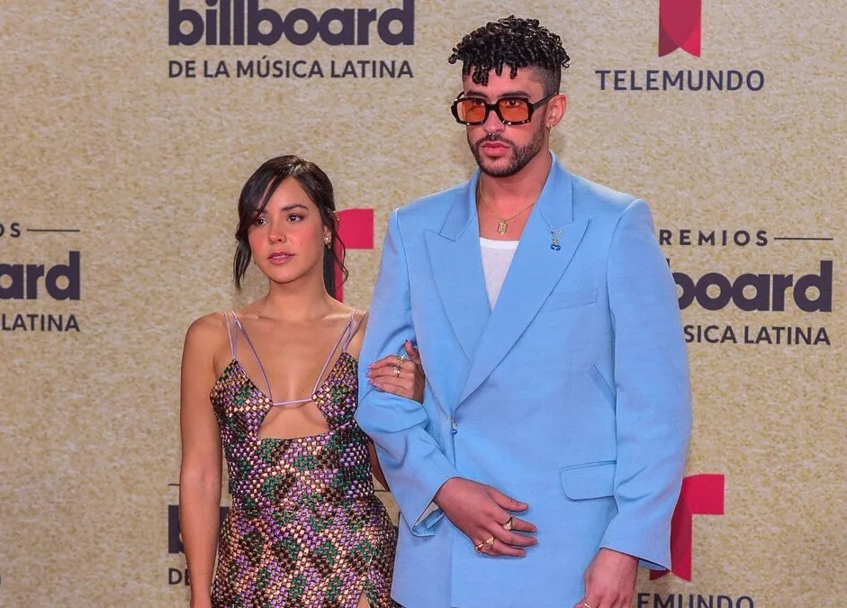 Bad Bunny e Gabriela Berlingeri insieme in un evento