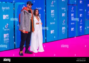 Elettra Lamborghini e Afrojack, il limite fissato per non perdersi nei viaggi