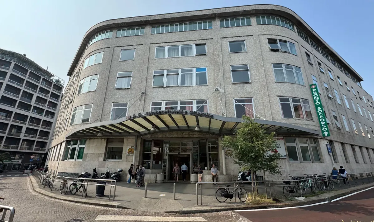 Ingresso dell'ospedale Fatebenefratelli e Oftalmico di Milano