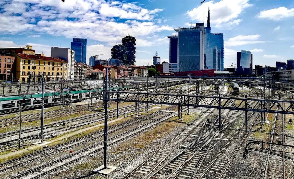 Ingresso della stazione ferroviaria di Milano Porta Garibaldi