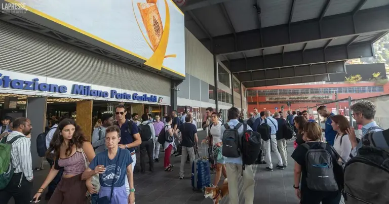 Alle 8.30 scatta l’allarme vicino al binario 20: perché i treni di Milano hanno iniziato a rallentare